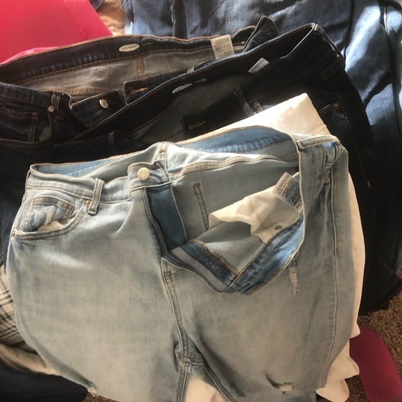 Lightly worn jeans sizes from 8-16 - Picture 2 of 4